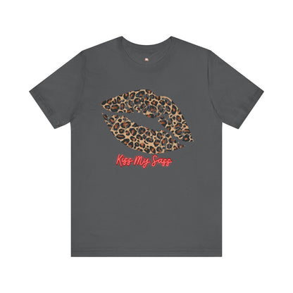 Funny Leopard Kiss Unisex Tee - Kiss My Sass