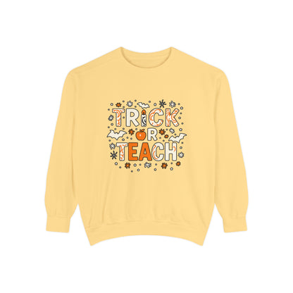 Trick or Teach Sweatshirt, Cute Halloween Gift, Teacher Sweatshirt, Fall Fashion, Cozy Unisex Sweater, Spooky Season Apparel