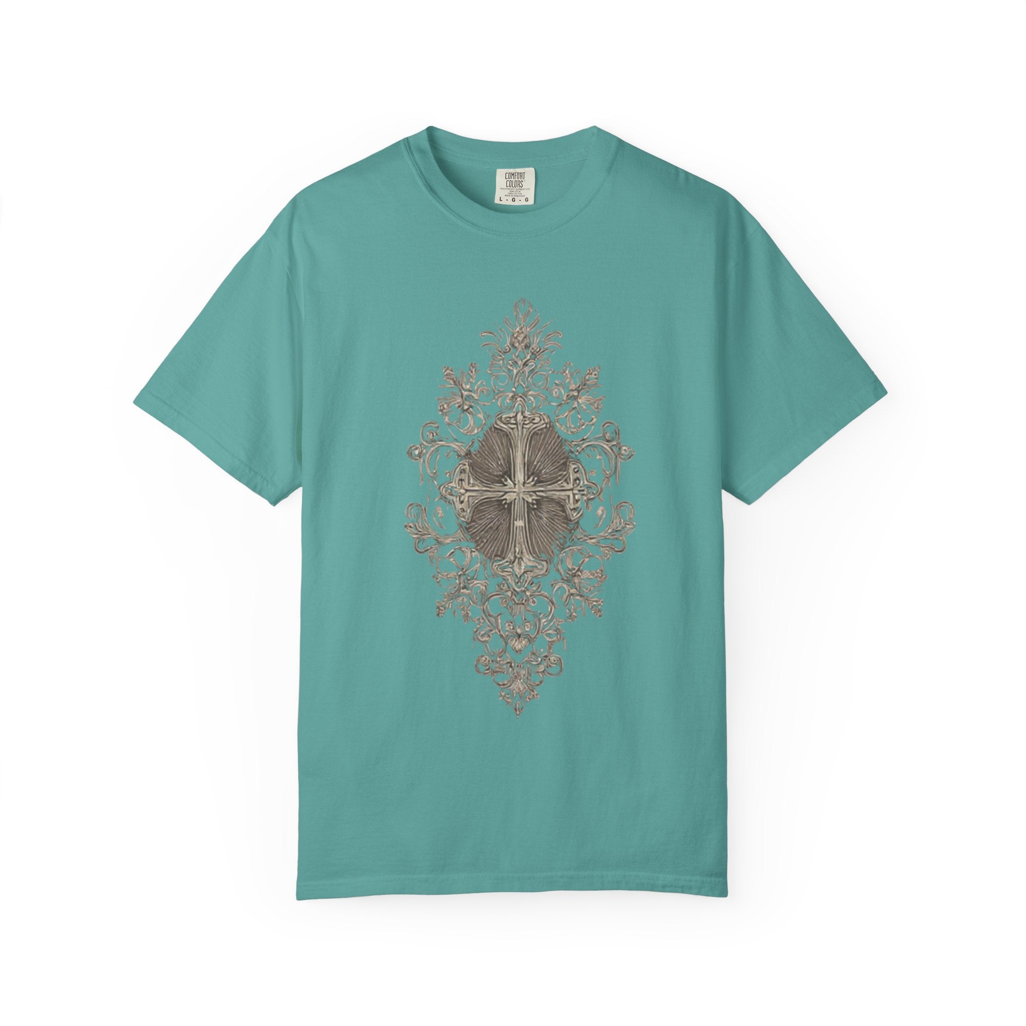 Vintage Floral Skull T-Shirt — Ornate Botanical Skull Graphic Tee