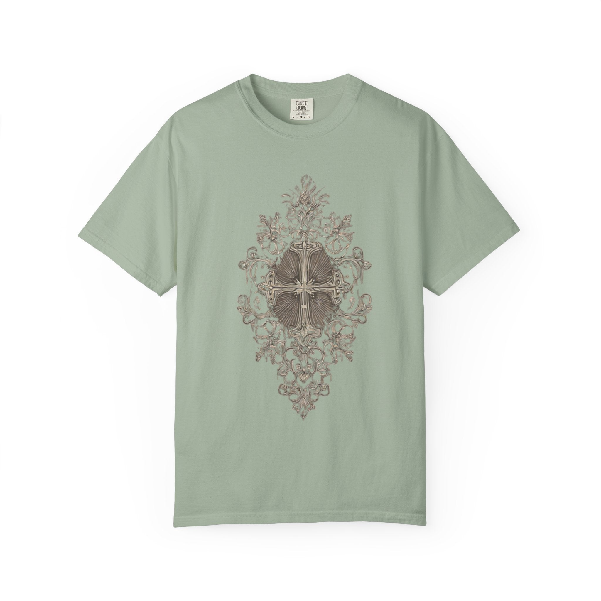 Vintage Floral Skull T-Shirt — Ornate Botanical Skull Graphic Tee