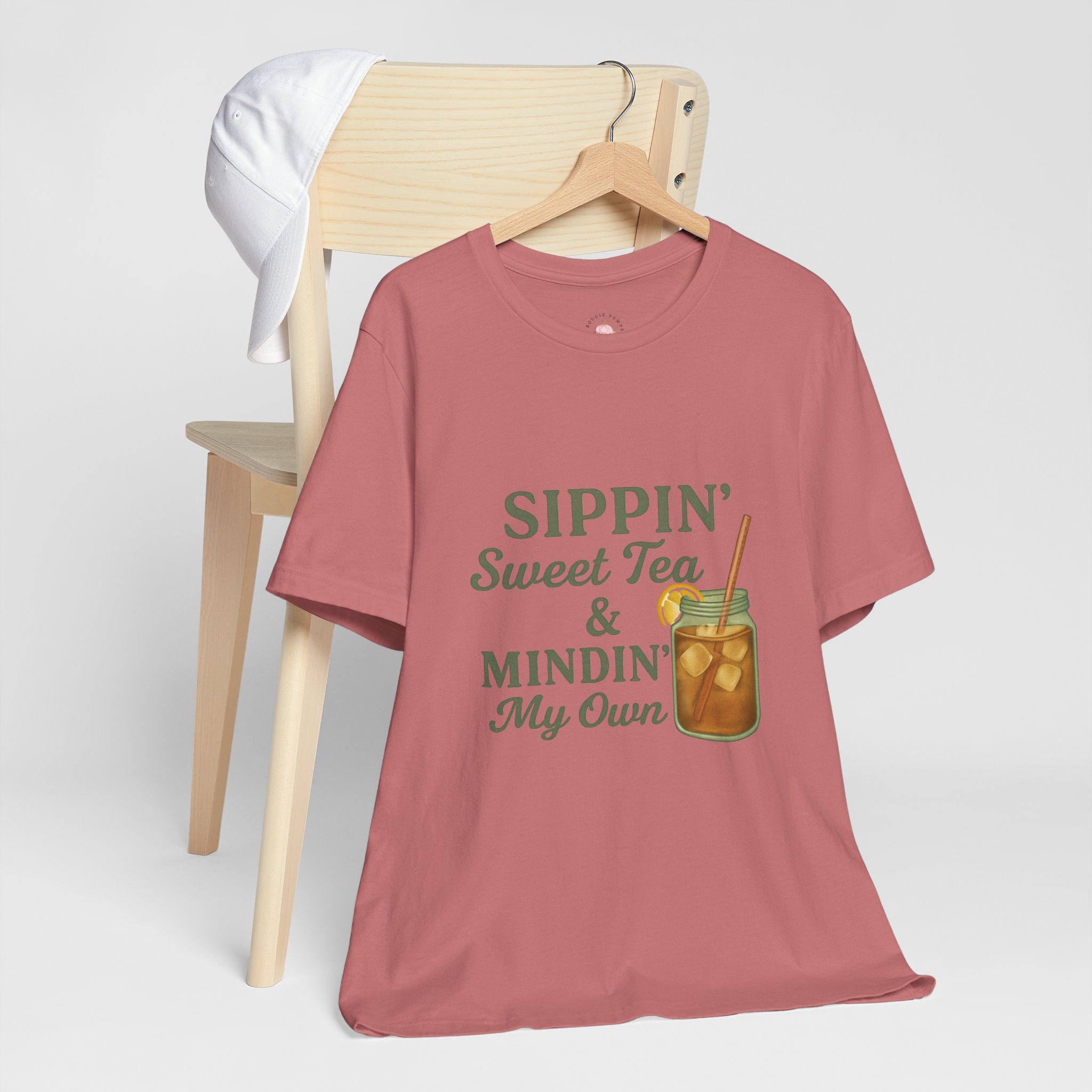 Sippin’ Sweet Tea & Minding’ My Own Tee | Southern Sweet Tea T-Shirt | Country Mama Graphic Shirt – Bougie Pumpkin Boutique