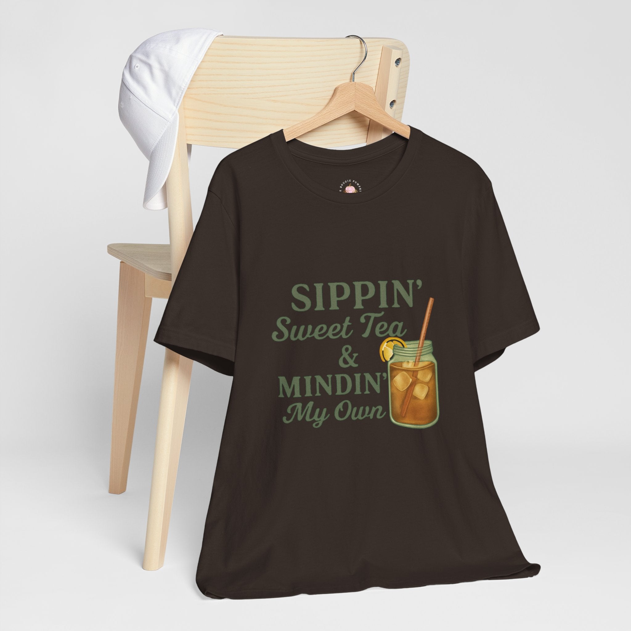 Sippin’ Sweet Tea & Minding’ My Own Tee | Southern Sweet Tea T-Shirt | Country Mama Graphic Shirt – Bougie Pumpkin Boutique