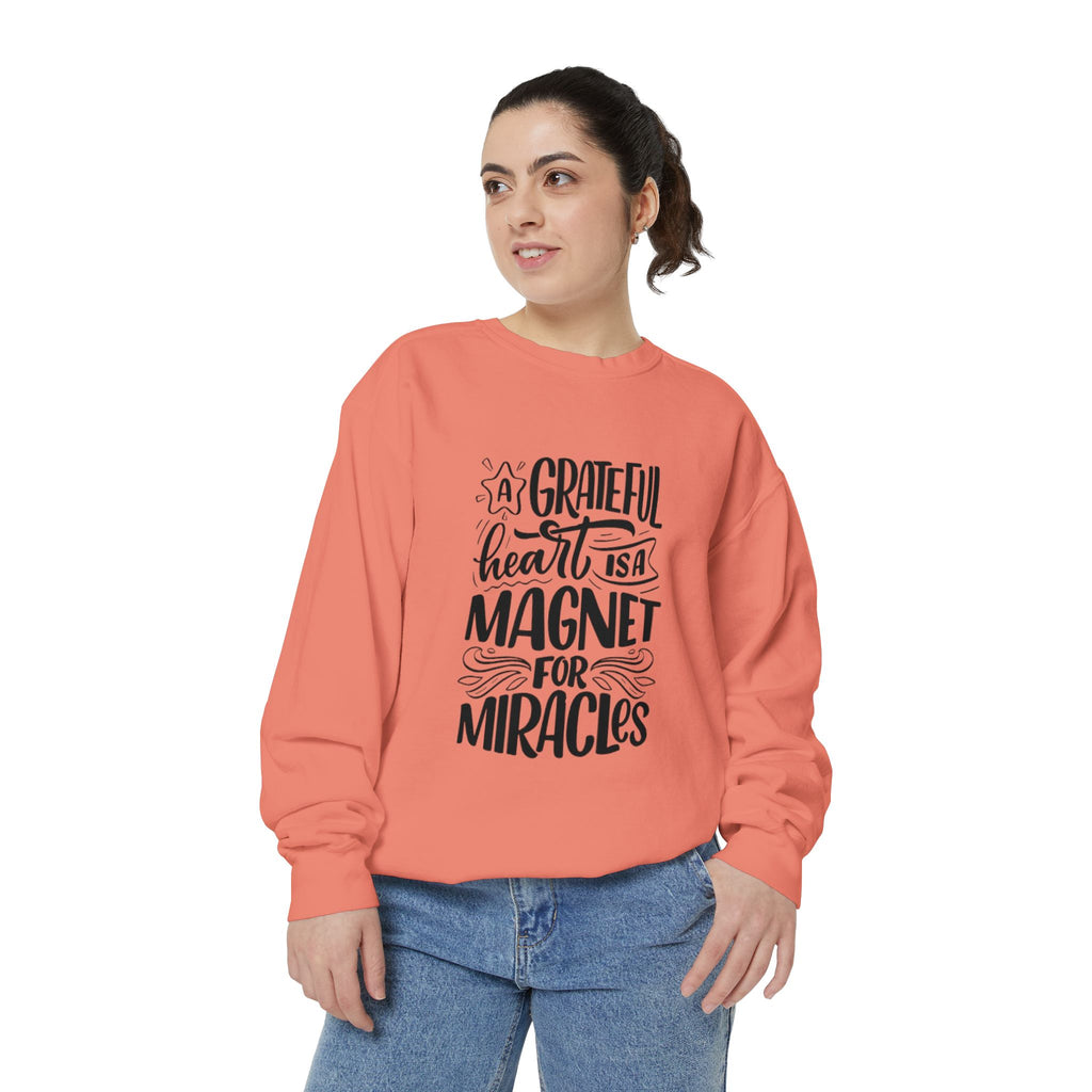 A Grateful Heart Is a Magnet for Miracles Sweatshirt | Inspirational Christian Crewneck | Faith & Gratitude Apparel – Bougie Pumpkin Boutique